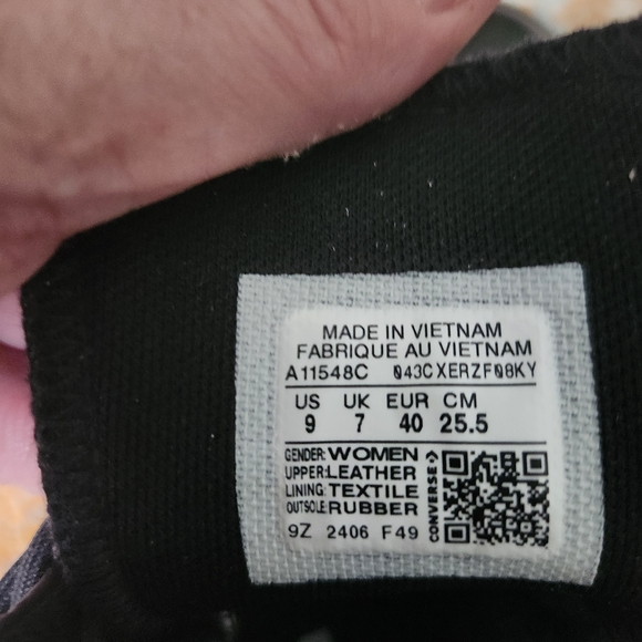 Converse Black High-Top Men's Shoes - Picture 5 of 5